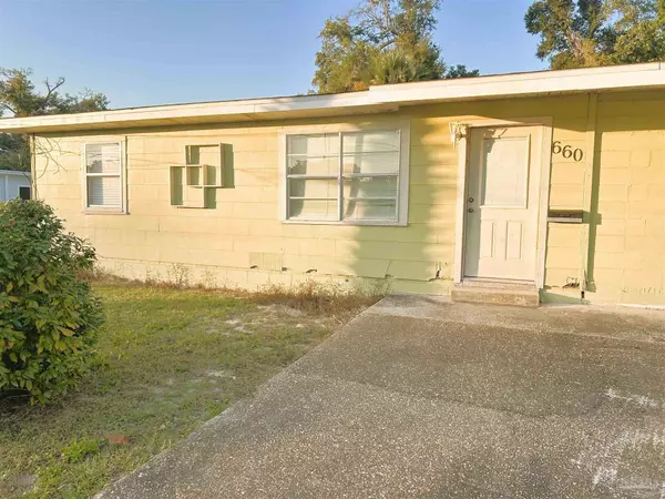 Pensacola, FL 32501,660 W Lloyd St