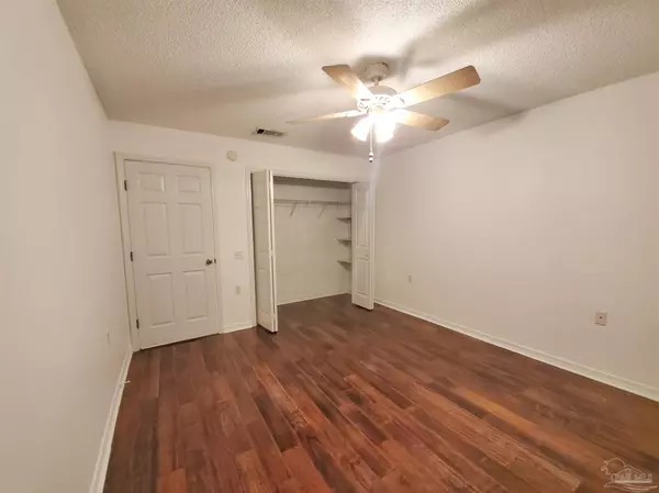 Cantonment, FL 32533,2527 Trailwood Dr