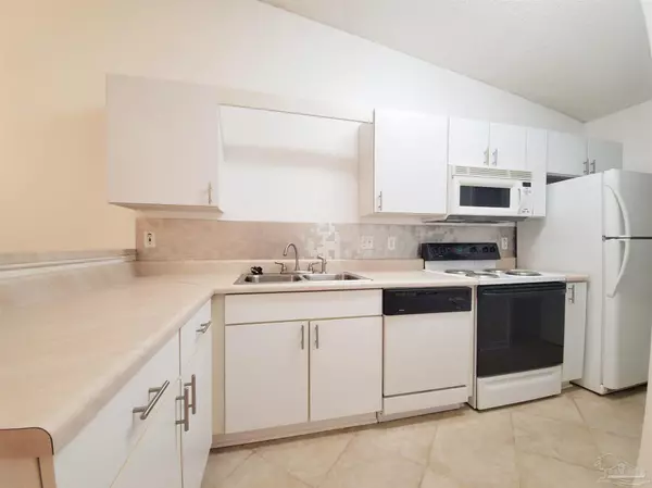 Cantonment, FL 32533,2527 Trailwood Dr