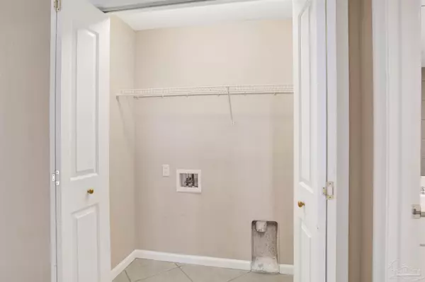 Pensacola, FL 32507,608 Lost Key Dr