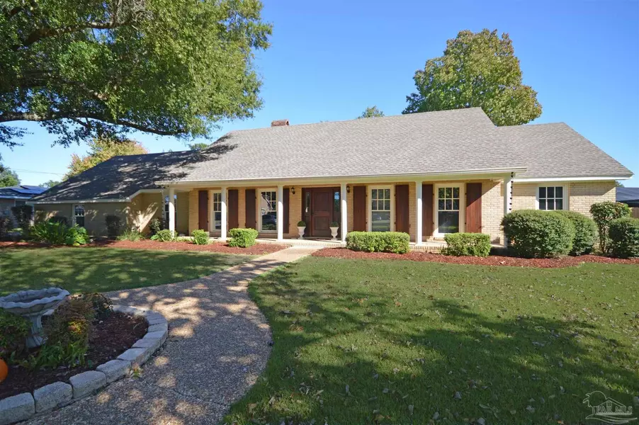 3430 Connell Dr, Pensacola, FL 32503