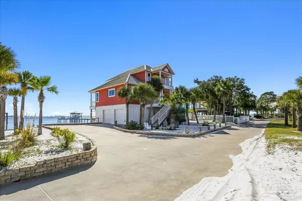 Navarre, FL 32566,1894 Biscayne Cir Dr