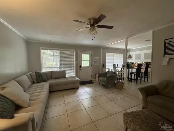 Pensacola, FL 32504,1080 Farmington