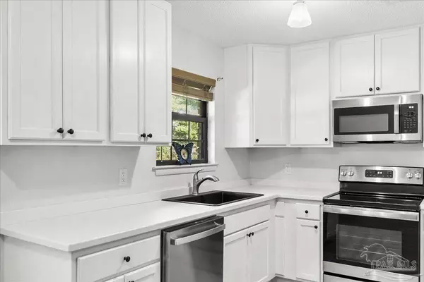 Pensacola, FL 32526,2961 English Oak Cir