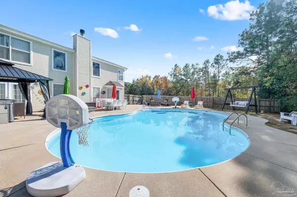 Navarre, FL 32566,2482 Parkridge Dr