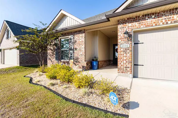 Pace, FL 32571,4234 Southern Palm Dr