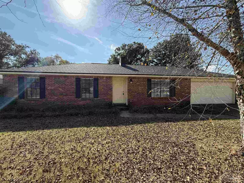 6931 Falcon Dr, Pensacola, FL 32526