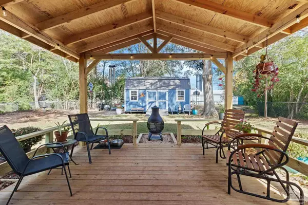 Atmore, AL 36502,507 E Pine St