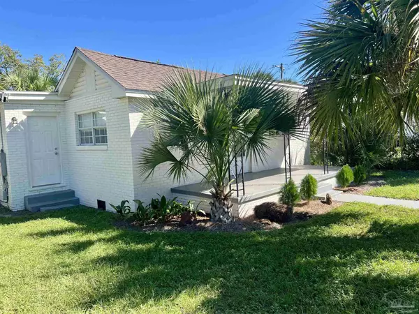 Pensacola, FL 32503,2504 N Davis Hwy