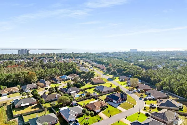 Pensacola, FL 32507,1126 Freeboard Blvd