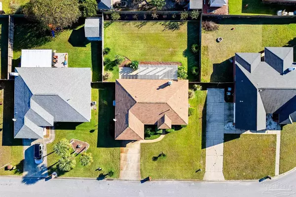 Pensacola, FL 32507,1126 Freeboard Blvd