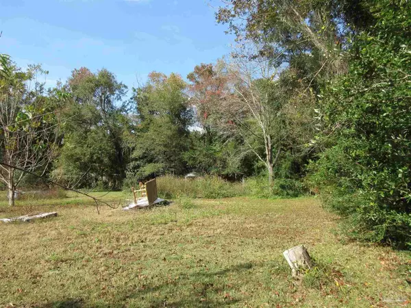 Pace, FL 32571,4108 a Charles Cir