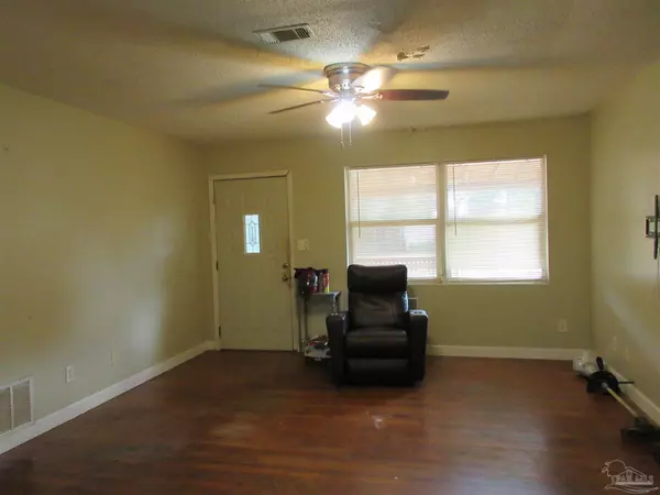 Pace, FL 32571,4108 Charles Cir