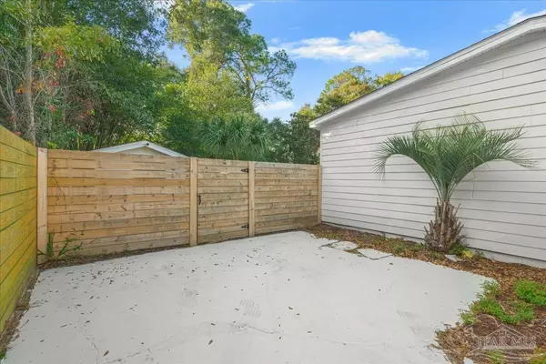 Pensacola, FL 32503,3415 N 9th Ave