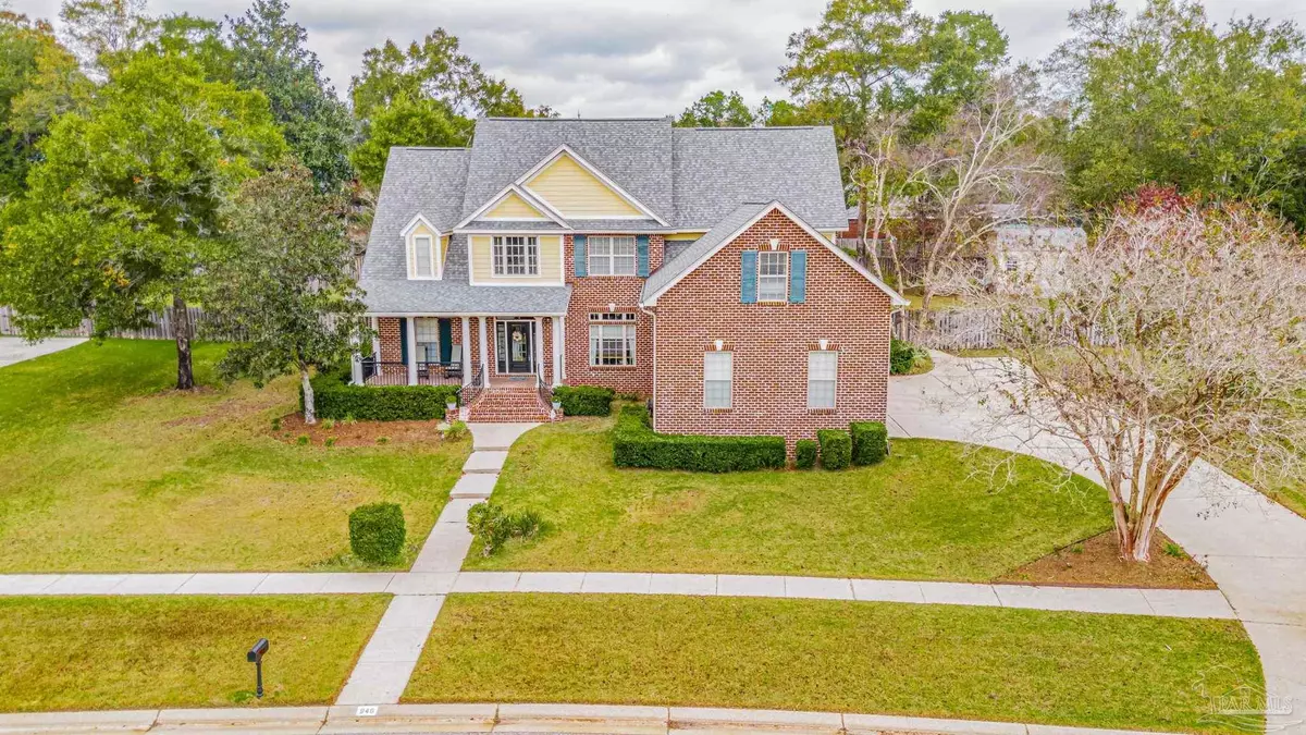 Cantonment, FL 32533,946 Bucyrus Ln