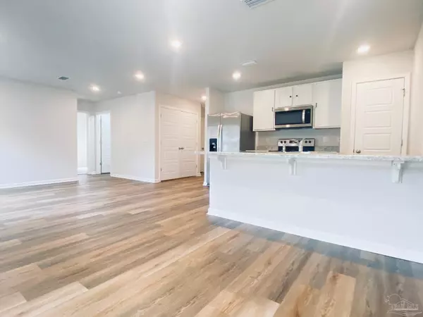 Pensacola, FL 32526,9632 Angel Oak Dr