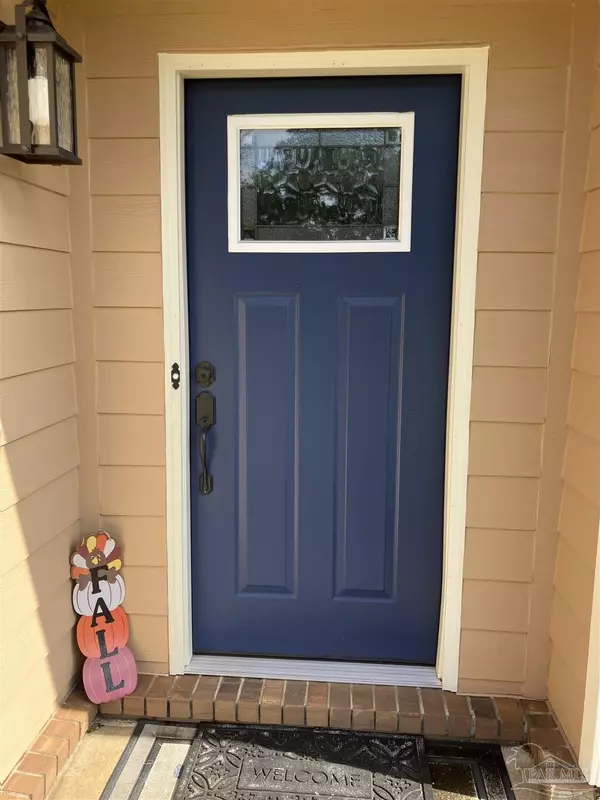 Pensacola, FL 32526,6068 S Gulf Manor Dr