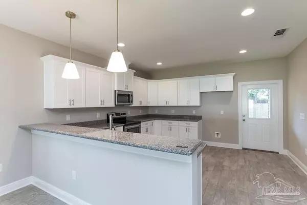 Navarre, FL 32566,2149 Paloma St