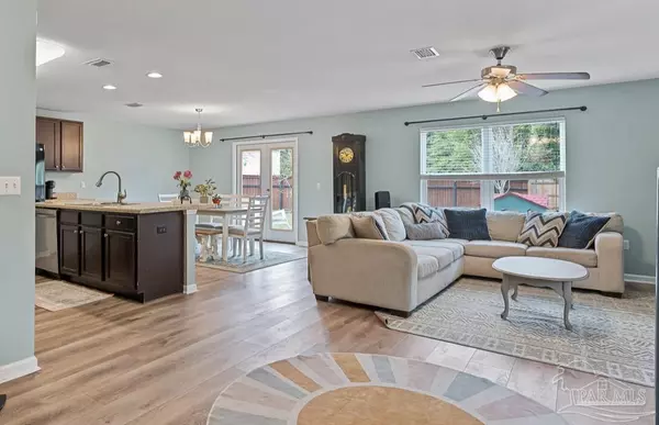 Milton, FL 32570,5905 Little Leaf Ct