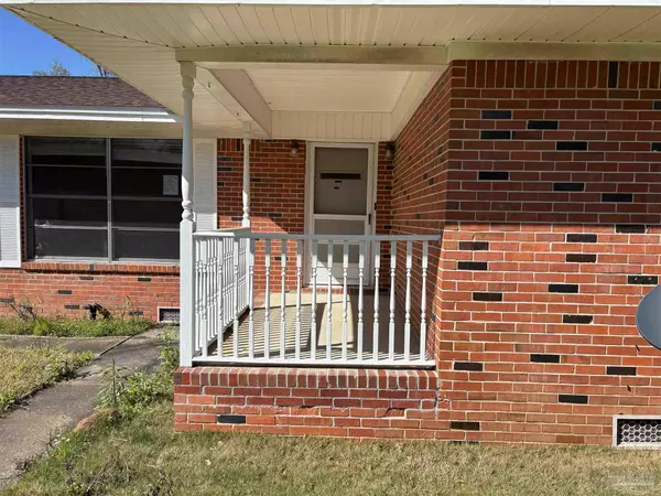 Mcdavid, FL 32568,100 Brown Rd