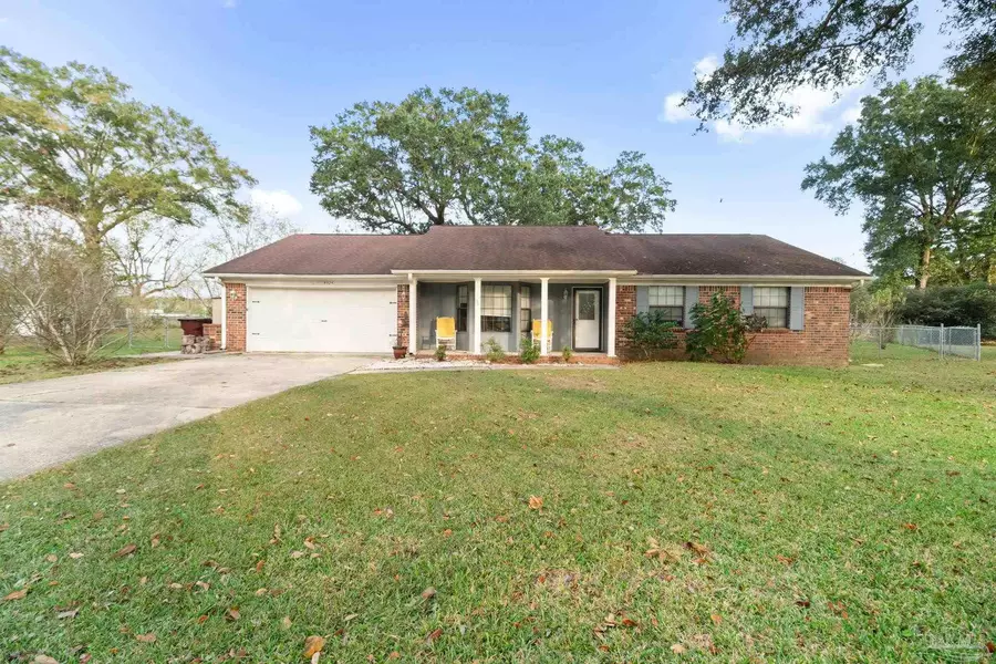 4324 Grant St, Pace, FL 32571