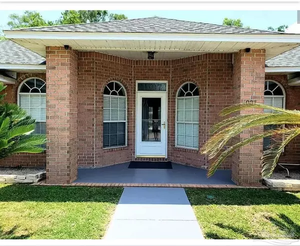 Pensacola, FL 32502,1007 W Government St