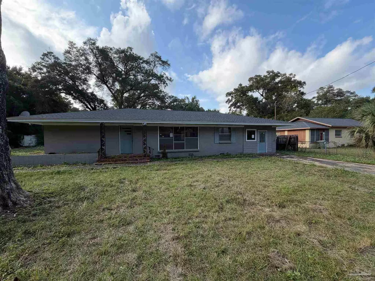 Pensacola, FL 32506,1300 N 59th Ave