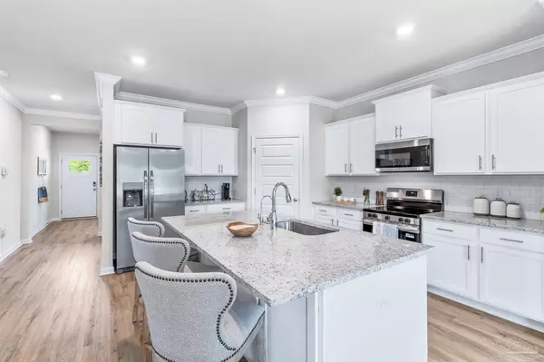 Pensacola, FL 32514,956 Legacy Oaks Dr