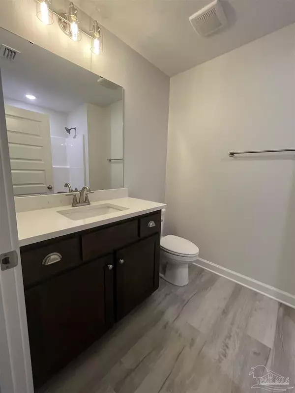 Milton, FL 32570,6328 Simpson St