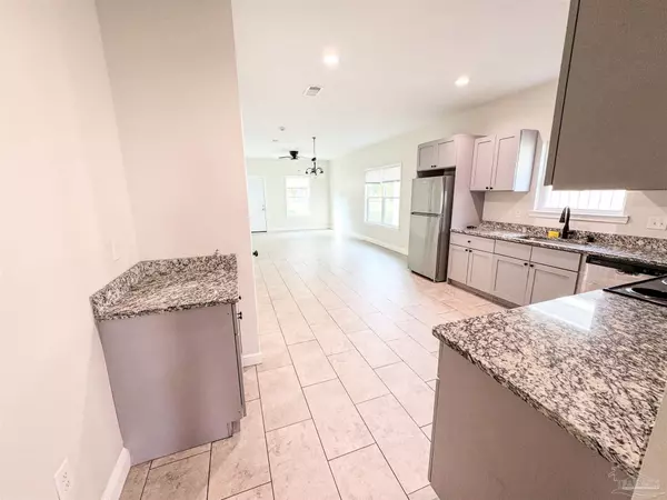 Pensacola, FL 32534,8597 Walnut Ave