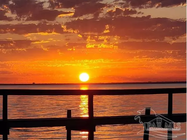 Gulf Breeze, FL 32563,5640 East Bay Blvd