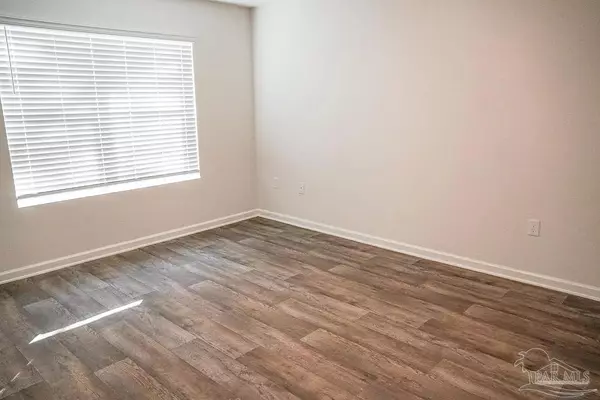 Pensacola, FL 32534,1783 Mary Jo Way