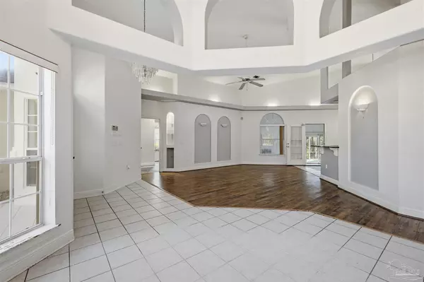 Pensacola, FL 32505,3139 Marcus Pointe Blvd