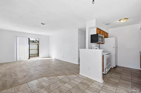 Pensacola, FL 32503,50 Fulton Ave