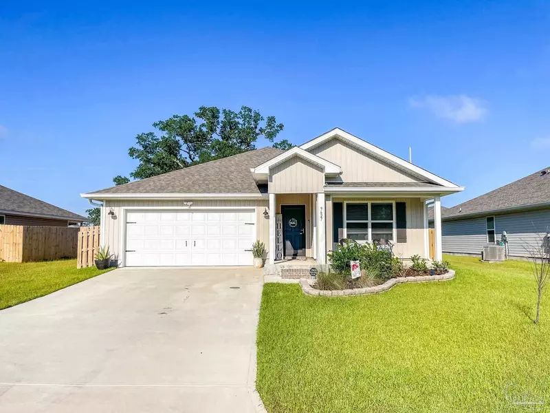 9627 Angel Oak Dr, Pensacola, FL 32526