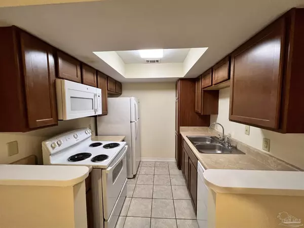 Pensacola, FL 32514,9489 Sunnehanna Blvd