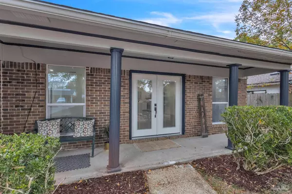 Pensacola, FL 32504,4044 Elmcrest Dr