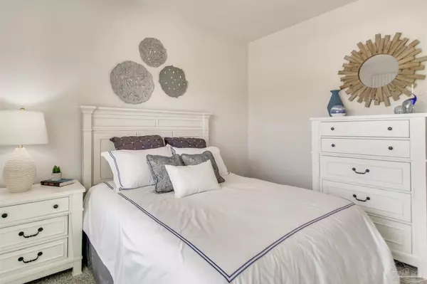 Pace, FL 32571,4752 Redhead Ct