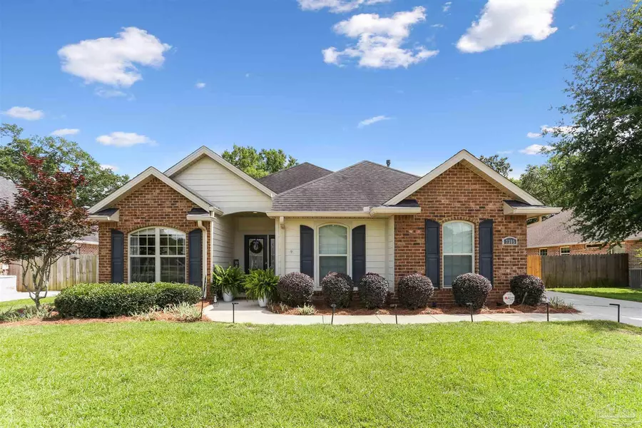 7305 Farmers Rd, Pensacola, FL 32526