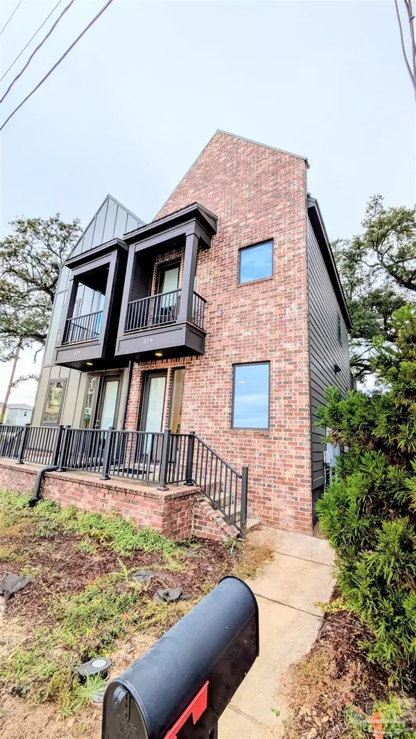 Pensacola, FL 32502,379 Clubbs St