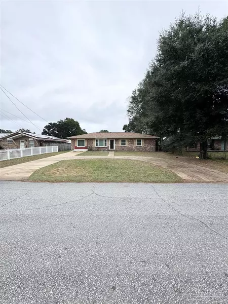 6320 Denver Ave, Pensacola, FL 32526