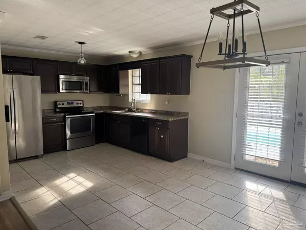 Pensacola, FL 32534,1859 Nestle Dr