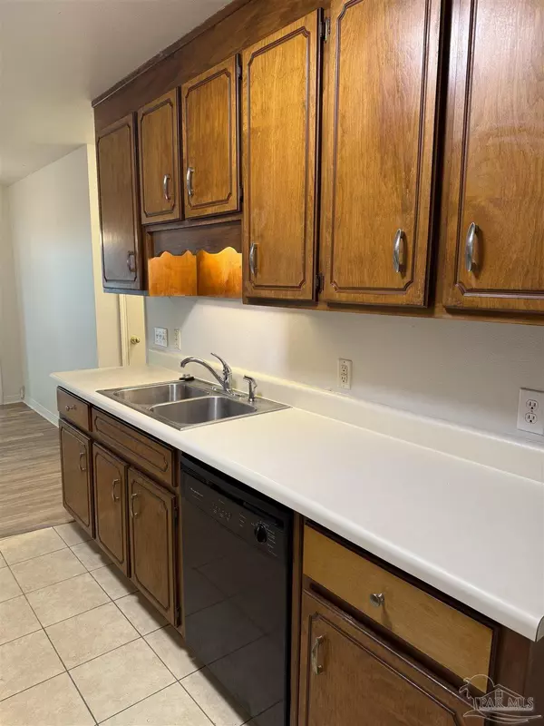 Gulf Breeze, FL 32563,1141 Nestling Dr