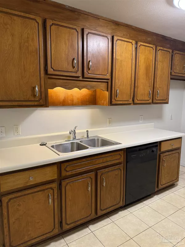 Gulf Breeze, FL 32563,1141 Nestling Dr