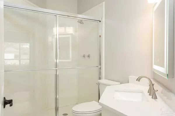 Gulf Breeze, FL 32563,1328 Tour Dr