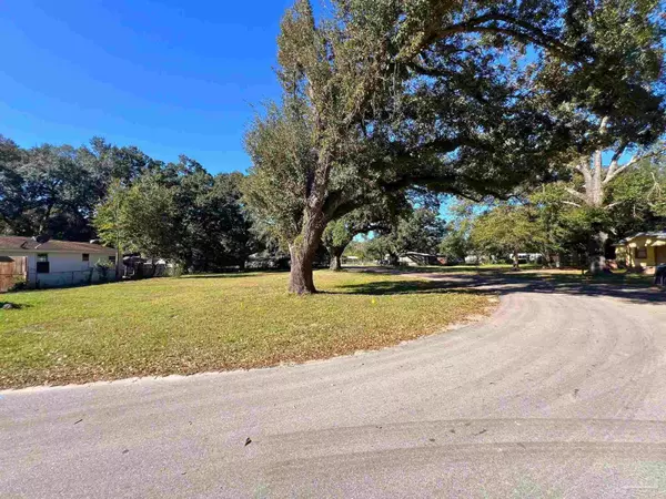 Pensacola, FL 32505,5 Simon Ct