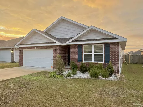 5740 Guinevere Ln, Milton, FL 32583