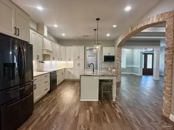 Pace, FL 32571,4825 Royal Pines Dr