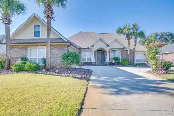 2655 Masters Blvd, Navarre, FL 32566