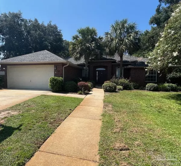 1959 Melissa Oaks Dr, Gulf Breeze, FL 32563